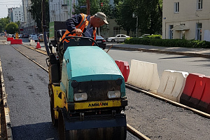 Продолжается ремонт а/дороги по ул. Революционная в Уфе