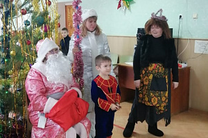 Альшеевское ДРСУ организовал для детей сотрудников новогоднее представление 