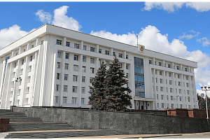 В Правительстве Башкортостана обсудили вопросы проведения ямочного ремонта и нанесения дорожной разметки