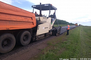 На автодороге Новодесяткино - Тартышево - М-7 "Волга" продолжаются ремонтные работы