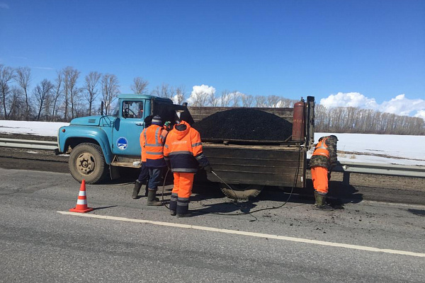 В муниципалитетах продолжаются работы по благоустройству дорог