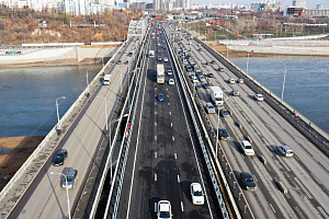  В Уфе запустили движение по новому мосту через реку Белая