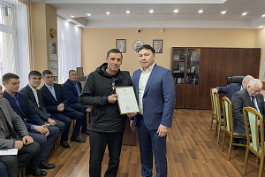 Ильдар Юланов вручил водителям предприятия Благодарственные письма Правительства Башкортостана